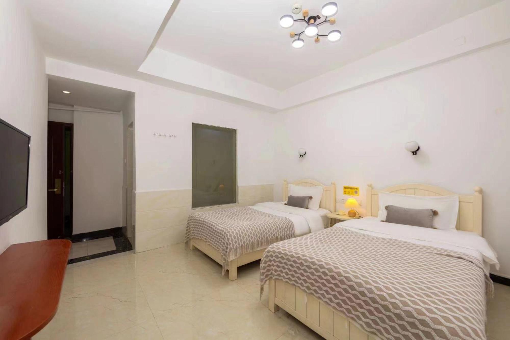 26 Degrees Inn Čang-ťia-ťie Exteriér fotografie